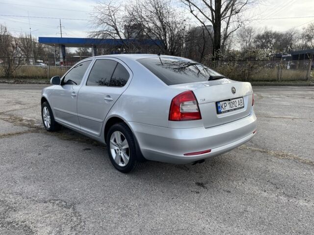 Сірий Шкода Октавія, об'ємом двигуна 1.8 л та пробігом 250 тис. км за 8550 $, фото 2 на Automoto.ua