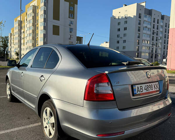 Шкода Октавия 2012 в Виннице на Automoto.ua Серый Шкода Октавия, объемом двигателя 1.8 л и пробегом 174 тыс. км за 7999 $, фото 5 на Automoto.ua