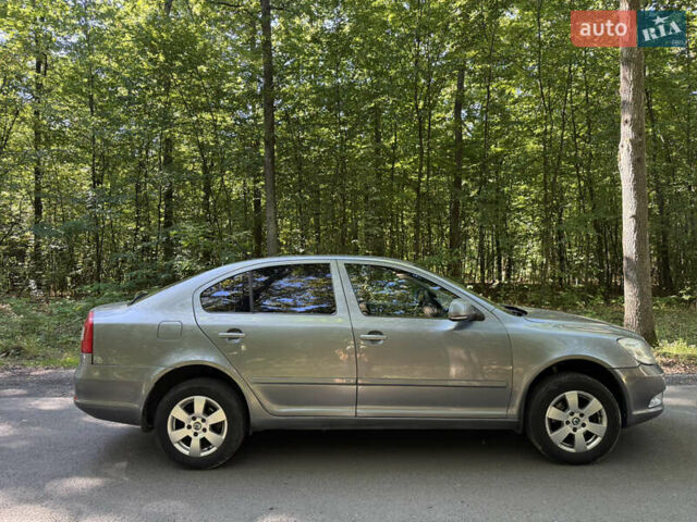 Сірий Шкода Октавія, об'ємом двигуна 1.6 л та пробігом 183 тис. км за 7500 $, фото 4 на Automoto.ua