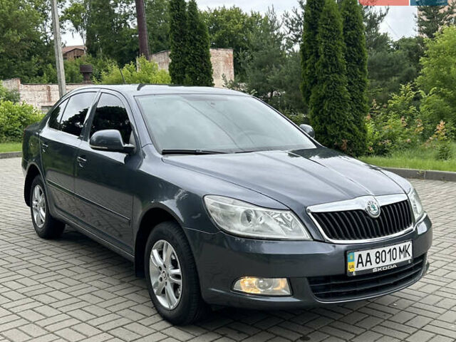 Серый Шкода Октавия, объемом двигателя 1.8 л и пробегом 221 тыс. км за 7850 $, фото 7 на Automoto.ua
