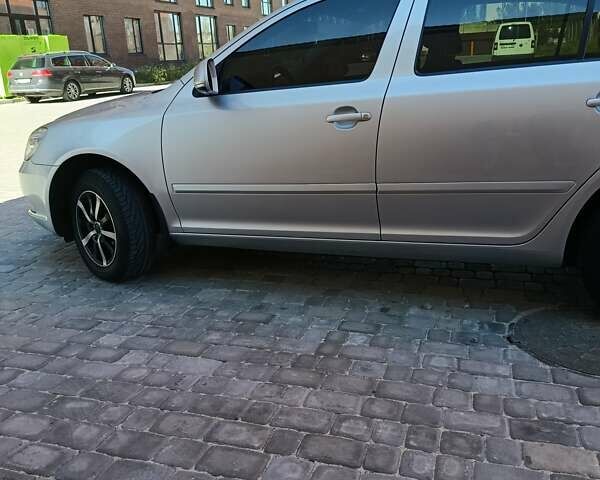 Шкода Октавія 2012 у Нетешине на Automoto.ua Сірий Шкода Октавія, об'ємом двигуна 1.8 л та пробігом 148 тис. км за 9200 $, фото 6 на Automoto.ua