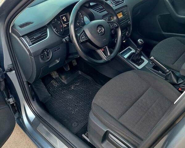 Серый Шкода Октавия, объемом двигателя 1.8 л и пробегом 150 тыс. км за 10750 $, фото 24 на Automoto.ua