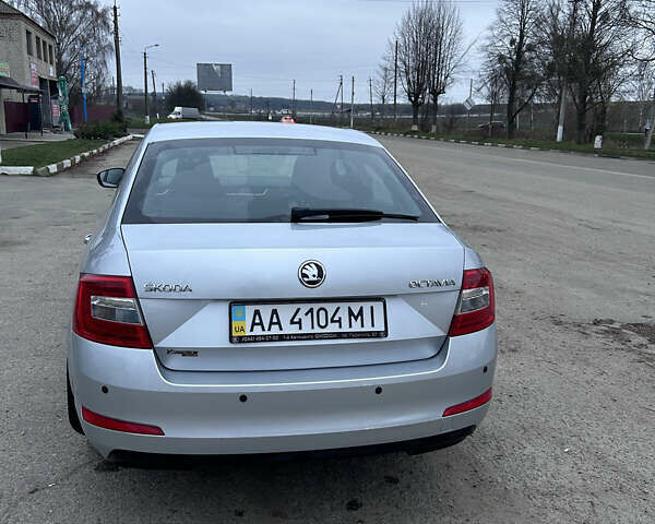 Серый Шкода Октавия, объемом двигателя 1.4 л и пробегом 175 тыс. км за 9800 $, фото 5 на Automoto.ua