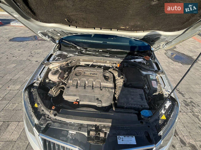 Серый Шкода Октавия, объемом двигателя 2 л и пробегом 286 тыс. км за 11300 $, фото 10 на Automoto.ua