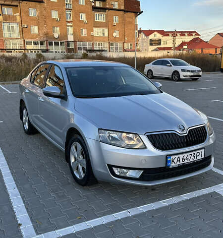 Сірий Шкода Октавія, об'ємом двигуна 1.8 л та пробігом 127 тис. км за 11000 $, фото 2 на Automoto.ua