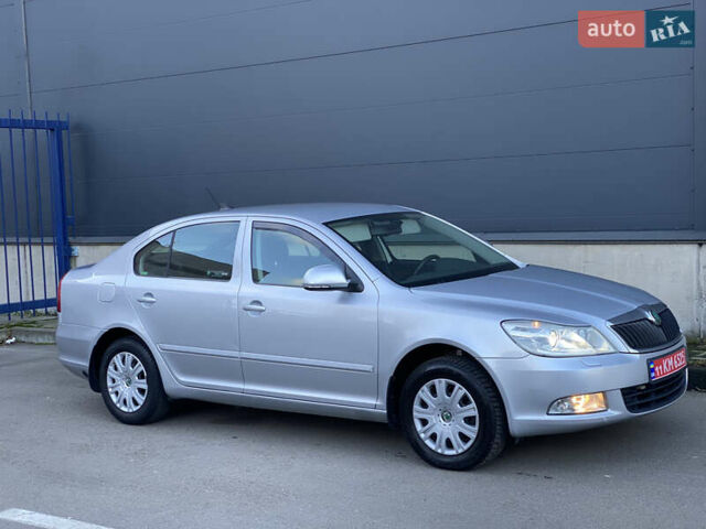 Сірий Шкода Октавія, об'ємом двигуна 1.6 л та пробігом 178 тис. км за 8500 $, фото 21 на Automoto.ua