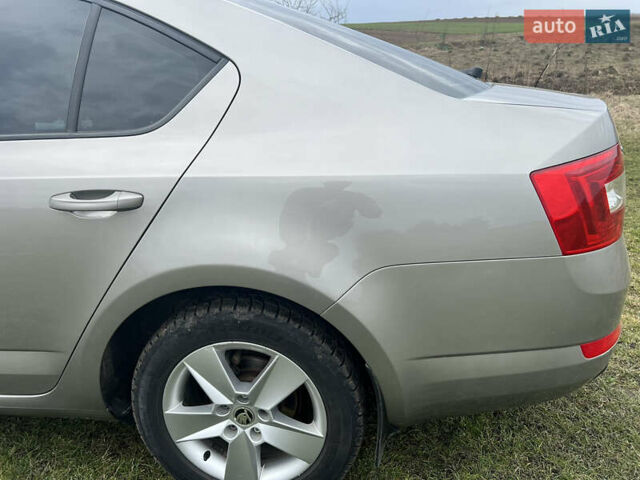 Серый Шкода Октавия, объемом двигателя 1.4 л и пробегом 223 тыс. км за 9099 $, фото 5 на Automoto.ua