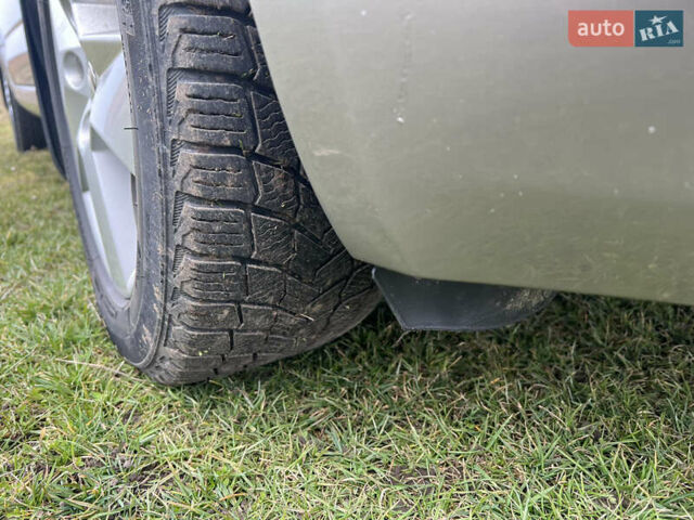 Серый Шкода Октавия, объемом двигателя 1.4 л и пробегом 223 тыс. км за 9099 $, фото 12 на Automoto.ua