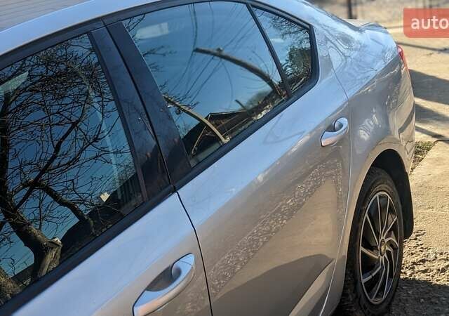Серый Шкода Октавия, объемом двигателя 2.01 л и пробегом 248 тыс. км за 13500 $, фото 10 на Automoto.ua