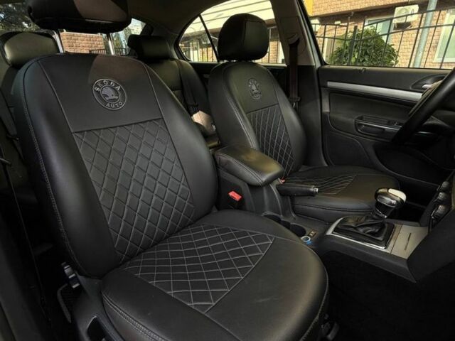 Серый Шкода Октавия, объемом двигателя 1.8 л и пробегом 260 тыс. км за 7850 $, фото 7 на Automoto.ua