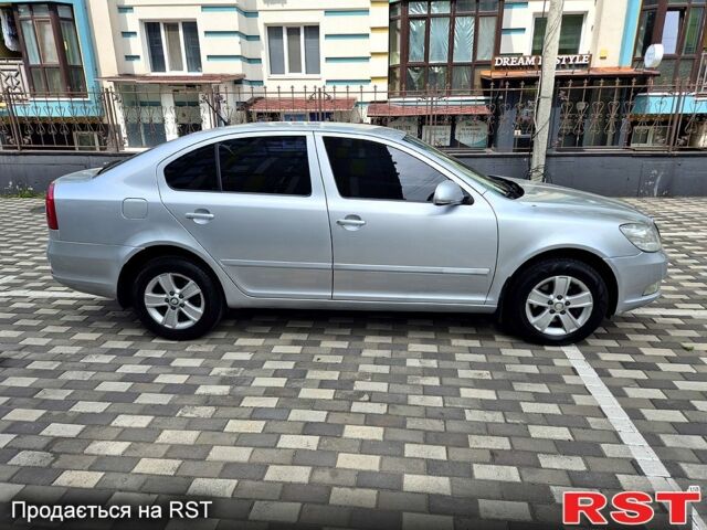 Серый Шкода Октавия, объемом двигателя 1.8 л и пробегом 199 тыс. км за 6500 $, фото 1 на Automoto.ua