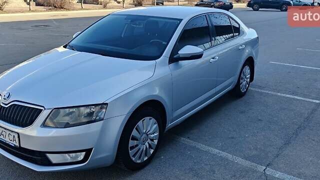 Сірий Шкода Октавія, об'ємом двигуна 1.4 л та пробігом 300 тис. км за 8100 $, фото 7 на Automoto.ua