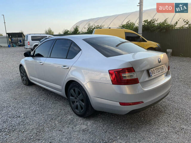 Серый Шкода Октавия, объемом двигателя 1.6 л и пробегом 237 тыс. км за 9800 $, фото 6 на Automoto.ua