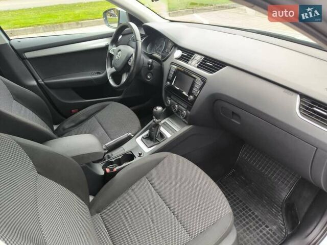 Серый Шкода Октавия, объемом двигателя 1.6 л и пробегом 288 тыс. км за 9950 $, фото 12 на Automoto.ua