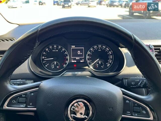 Сірий Шкода Октавія, об'ємом двигуна 1.6 л та пробігом 295 тис. км за 10000 $, фото 15 на Automoto.ua