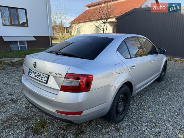 Серый Шкода Октавия, объемом двигателя 2 л и пробегом 178 тыс. км за 11700 $, фото 5 на Automoto.ua