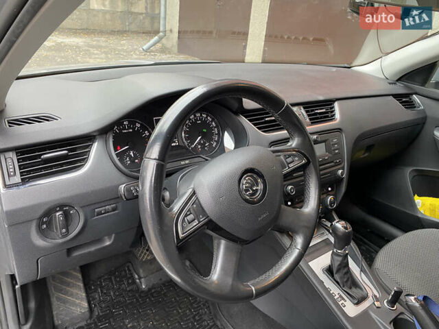 Сірий Шкода Октавія, об'ємом двигуна 1.4 л та пробігом 166 тис. км за 8500 $, фото 3 на Automoto.ua