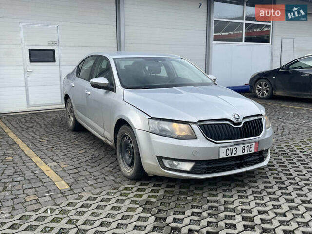 Серый Шкода Октавия, объемом двигателя 1.6 л и пробегом 220 тыс. км за 7300 $, фото 2 на Automoto.ua