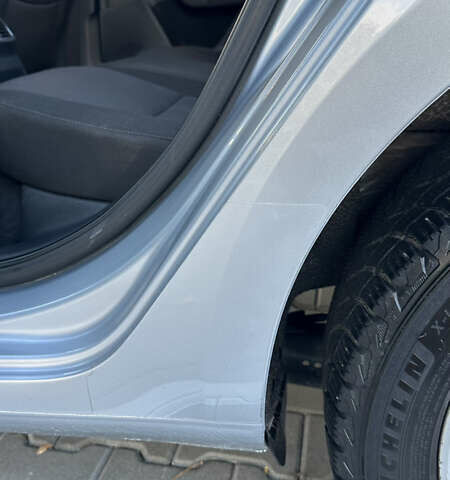 Сірий Шкода Октавія, об'ємом двигуна 1.8 л та пробігом 127 тис. км за 11000 $, фото 19 на Automoto.ua