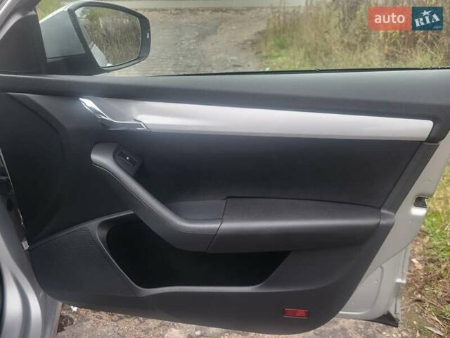 Сірий Шкода Октавія, об'ємом двигуна 1.4 л та пробігом 141 тис. км за 10500 $, фото 19 на Automoto.ua