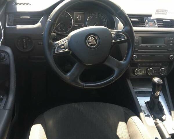 Серый Шкода Октавия, объемом двигателя 1.98 л и пробегом 280 тыс. км за 11200 $, фото 6 на Automoto.ua