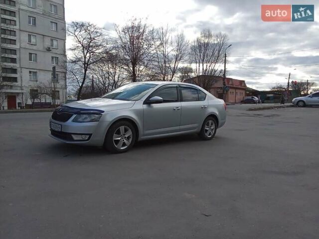 Серый Шкода Октавия, объемом двигателя 1.6 л и пробегом 251 тыс. км за 10700 $, фото 2 на Automoto.ua