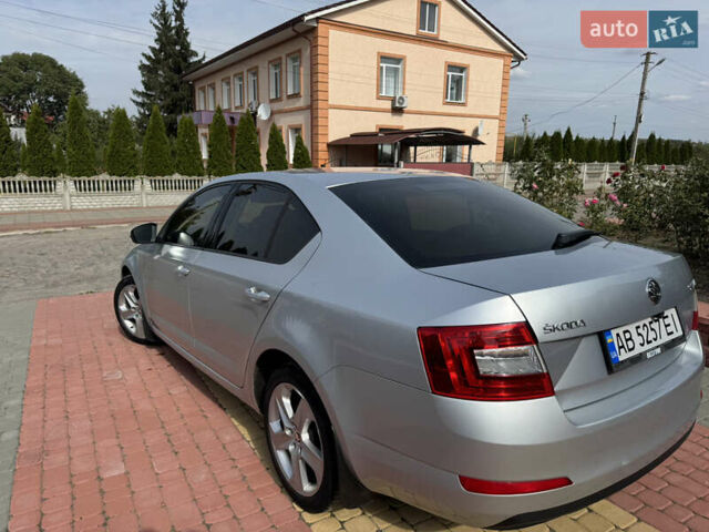 Серый Шкода Октавия, объемом двигателя 1.6 л и пробегом 263 тыс. км за 8499 $, фото 5 на Automoto.ua