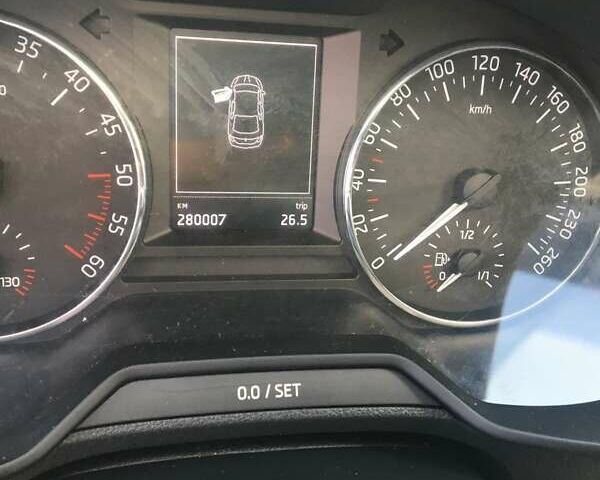 Серый Шкода Октавия, объемом двигателя 1.98 л и пробегом 280 тыс. км за 11200 $, фото 8 на Automoto.ua
