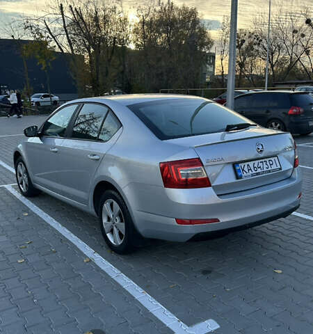Сірий Шкода Октавія, об'ємом двигуна 1.8 л та пробігом 127 тис. км за 11000 $, фото 4 на Automoto.ua