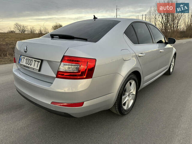 Серый Шкода Октавия, объемом двигателя 1.6 л и пробегом 236 тыс. км за 12000 $, фото 4 на Automoto.ua