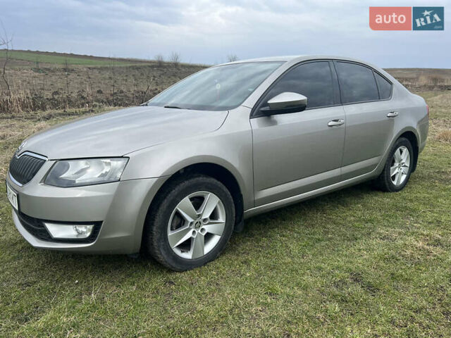 Серый Шкода Октавия, объемом двигателя 1.4 л и пробегом 223 тыс. км за 9099 $, фото 2 на Automoto.ua