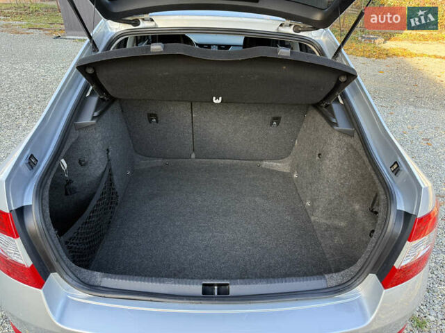 Серый Шкода Октавия, объемом двигателя 2 л и пробегом 178 тыс. км за 11700 $, фото 11 на Automoto.ua