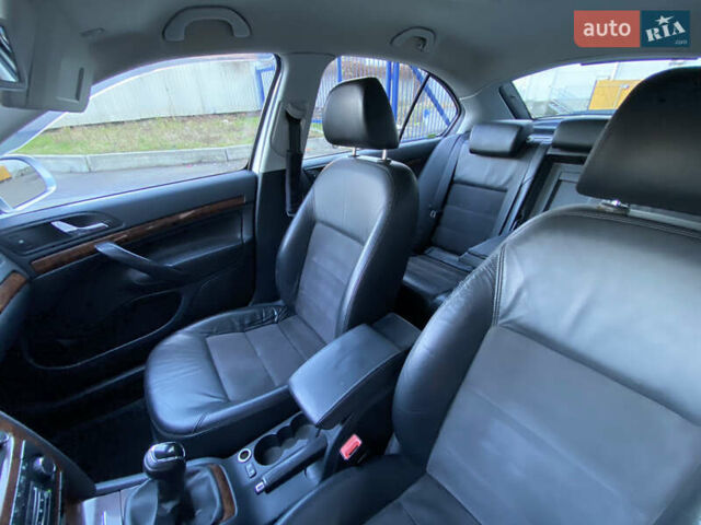 Сірий Шкода Октавія, об'ємом двигуна 1.6 л та пробігом 178 тис. км за 8500 $, фото 39 на Automoto.ua