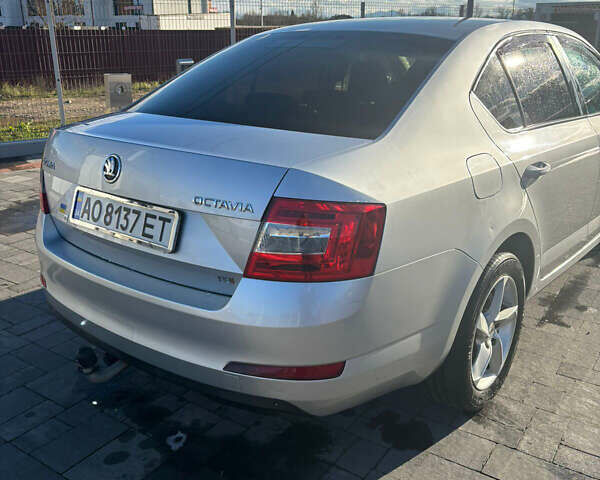 Серый Шкода Октавия, объемом двигателя 2 л и пробегом 286 тыс. км за 11300 $, фото 13 на Automoto.ua