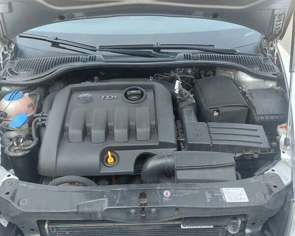 Сірий Шкода Октавія, об'ємом двигуна 1.9 л та пробігом 195 тис. км за 9800 $, фото 8 на Automoto.ua