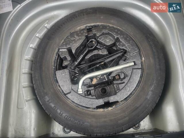 Сірий Шкода Октавія, об'ємом двигуна 1.4 л та пробігом 141 тис. км за 9999 $, фото 17 на Automoto.ua