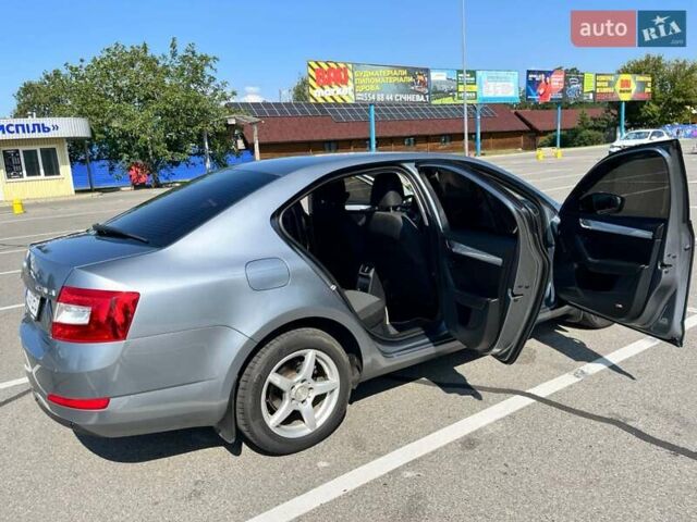 Сірий Шкода Октавія, об'ємом двигуна 1.6 л та пробігом 295 тис. км за 10000 $, фото 9 на Automoto.ua