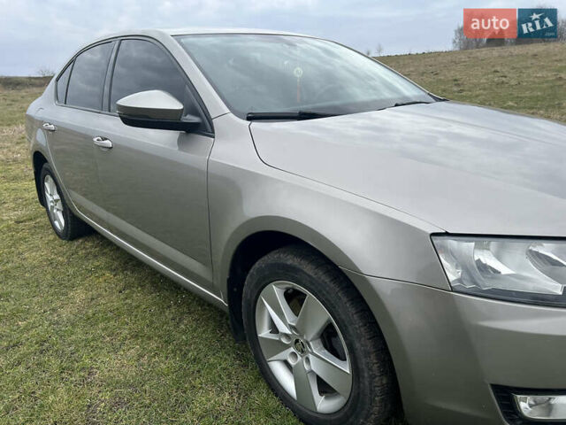 Серый Шкода Октавия, объемом двигателя 1.4 л и пробегом 223 тыс. км за 9099 $, фото 3 на Automoto.ua