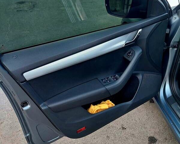 Серый Шкода Октавия, объемом двигателя 1.8 л и пробегом 150 тыс. км за 10750 $, фото 20 на Automoto.ua