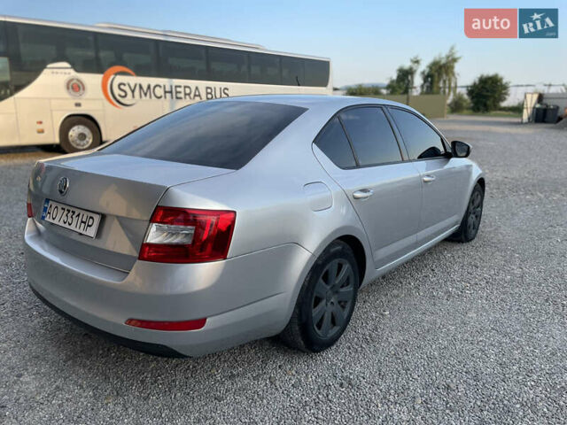 Серый Шкода Октавия, объемом двигателя 1.6 л и пробегом 237 тыс. км за 9800 $, фото 1 на Automoto.ua
