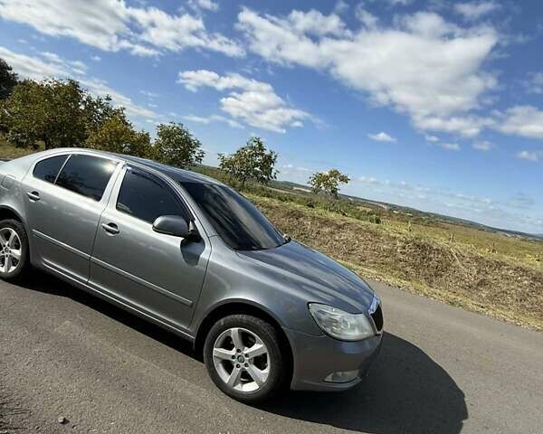 Серый Шкода Октавия, объемом двигателя 1.9 л и пробегом 260 тыс. км за 9000 $, фото 3 на Automoto.ua