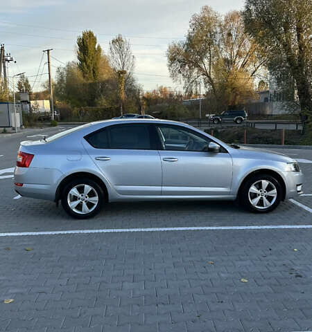 Сірий Шкода Октавія, об'ємом двигуна 1.8 л та пробігом 127 тис. км за 11000 $, фото 6 на Automoto.ua