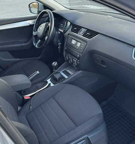 Сірий Шкода Октавія, об'ємом двигуна 1.8 л та пробігом 127 тис. км за 11000 $, фото 9 на Automoto.ua