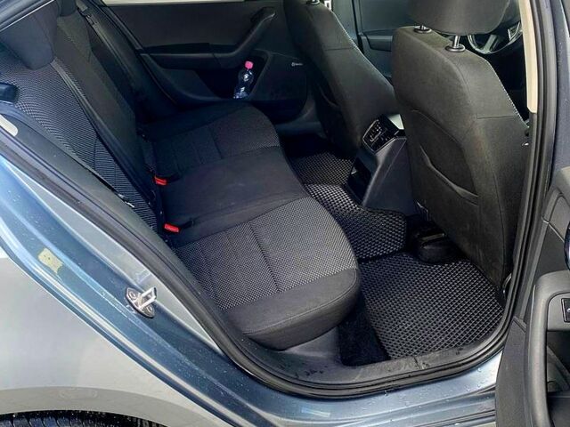 Сірий Шкода Октавія, об'ємом двигуна 1.6 л та пробігом 265 тис. км за 9500 $, фото 2 на Automoto.ua