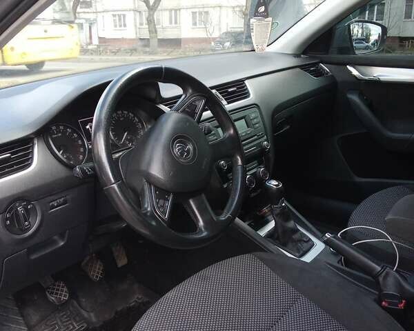 Серый Шкода Октавия, объемом двигателя 1.6 л и пробегом 251 тыс. км за 10700 $, фото 13 на Automoto.ua