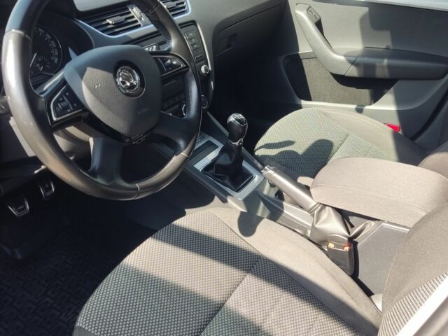 Сірий Шкода Октавія, об'ємом двигуна 1.4 л та пробігом 213 тис. км за 9500 $, фото 7 на Automoto.ua