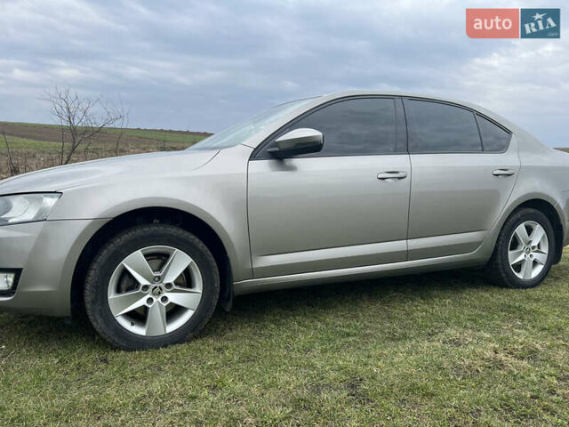 Серый Шкода Октавия, объемом двигателя 1.4 л и пробегом 223 тыс. км за 9099 $, фото 4 на Automoto.ua