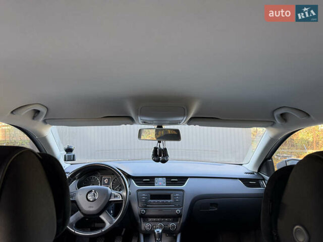 Серый Шкода Октавия, объемом двигателя 2 л и пробегом 178 тыс. км за 11700 $, фото 16 на Automoto.ua