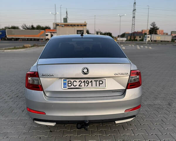 Серый Шкода Октавия, объемом двигателя 1.6 л и пробегом 228 тыс. км за 10400 $, фото 5 на Automoto.ua