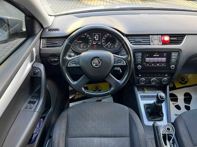 Серый Шкода Октавия, объемом двигателя 2 л и пробегом 246 тыс. км за 12500 $, фото 19 на Automoto.ua